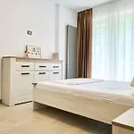 Alezzi Beach Resort Pool & Spa - Soph